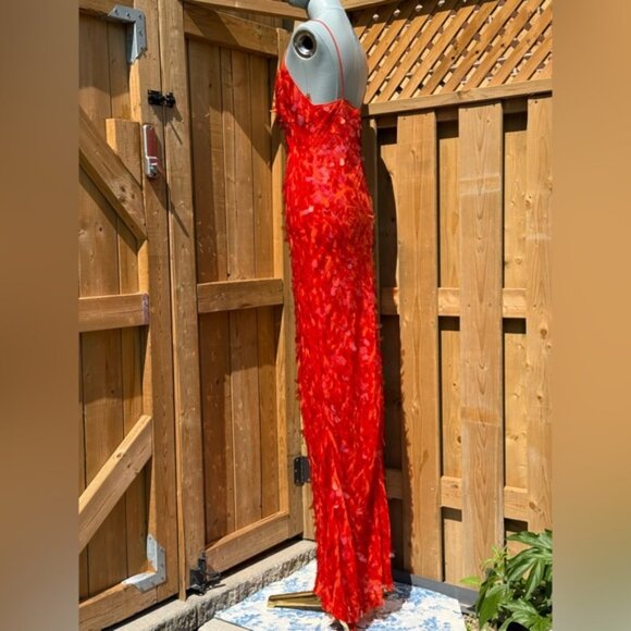 🆕 MISHA COLLECTION 🧿 NWOT Red Sapphire Sequins Maxi Dress, Sz M US 6 - Picture 6 of 14